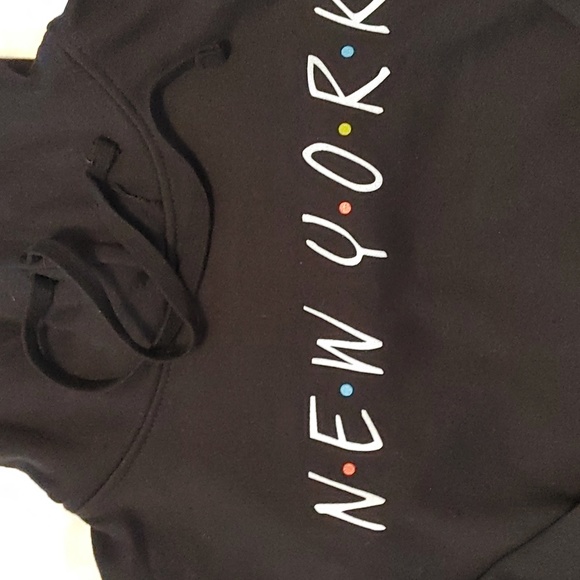 Friends New York Black Hoodie - Picture 2 of 8